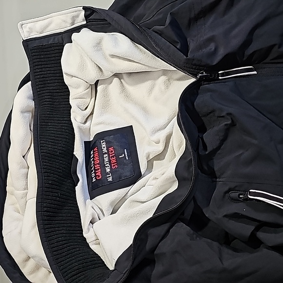 Hollister large black and white fleece lining zip up jacket - Picture 7 of 8